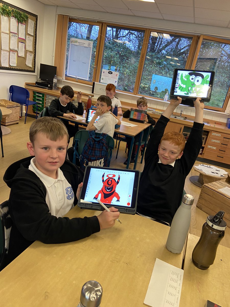 MrsEastonanto's tweet photo. P6 listened to which body parts in French to draw and made funny monsters … here are the results 😂 👹 🇫🇷 👀 👂 👃 @MrsMcManusanto @falkirk1plus2 https://t.co/lSBCZsPxxY