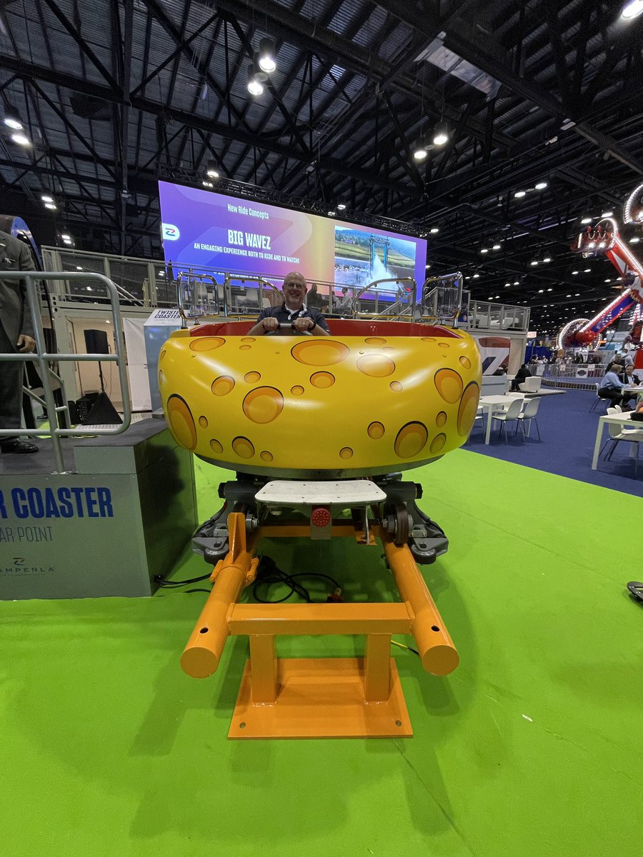 TonyClarkCP's tweet photo. WE HAVE CHEESE! 🧀🐭🎢 https://t.co/2x07zYc0J6