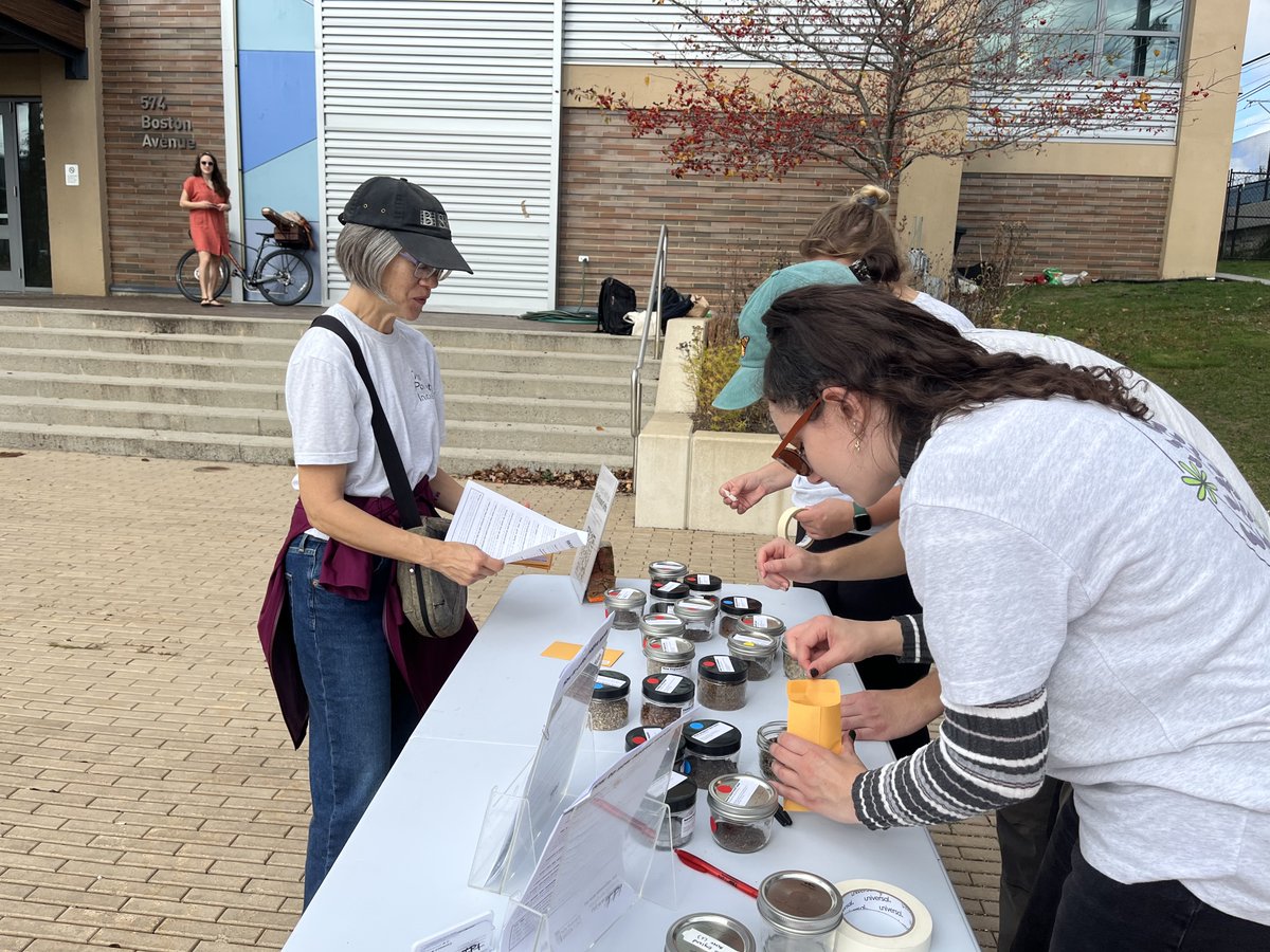 Tufts Pollinator Initiative tweet media