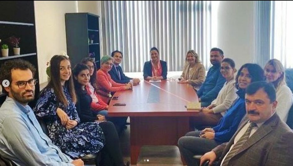 Enstitü Müdürümüz Prof. Dr. Serdar Aydın, Müdür Yardımcımız Prof. Dr. Zeynep Banu Güngör, Enstitü Yönetim Kurulu Üyesi Prof. Dr. Muhammed Baştuğ ve Enstitü Sekreterimiz Rahşan Utkaner, Eczacılık Fakültesine ziyarette bulundu.