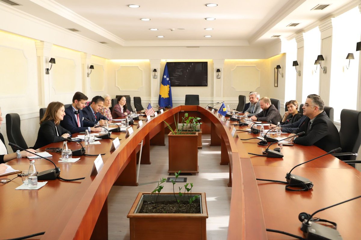 besnik_tahiri's tweet photo. Had a great &amp; substantive meeting with the 🇺🇸 @house_democracy Delegation, led by @MikeBishopMI. I gave my full support to establishment of the Parliamentary Institute initiated from the @NDI. Thanked @kristensample, NDI Governance Director 4 continued support to 🇽🇰 institutions. https://t.co/bo6Z7YzzXZ