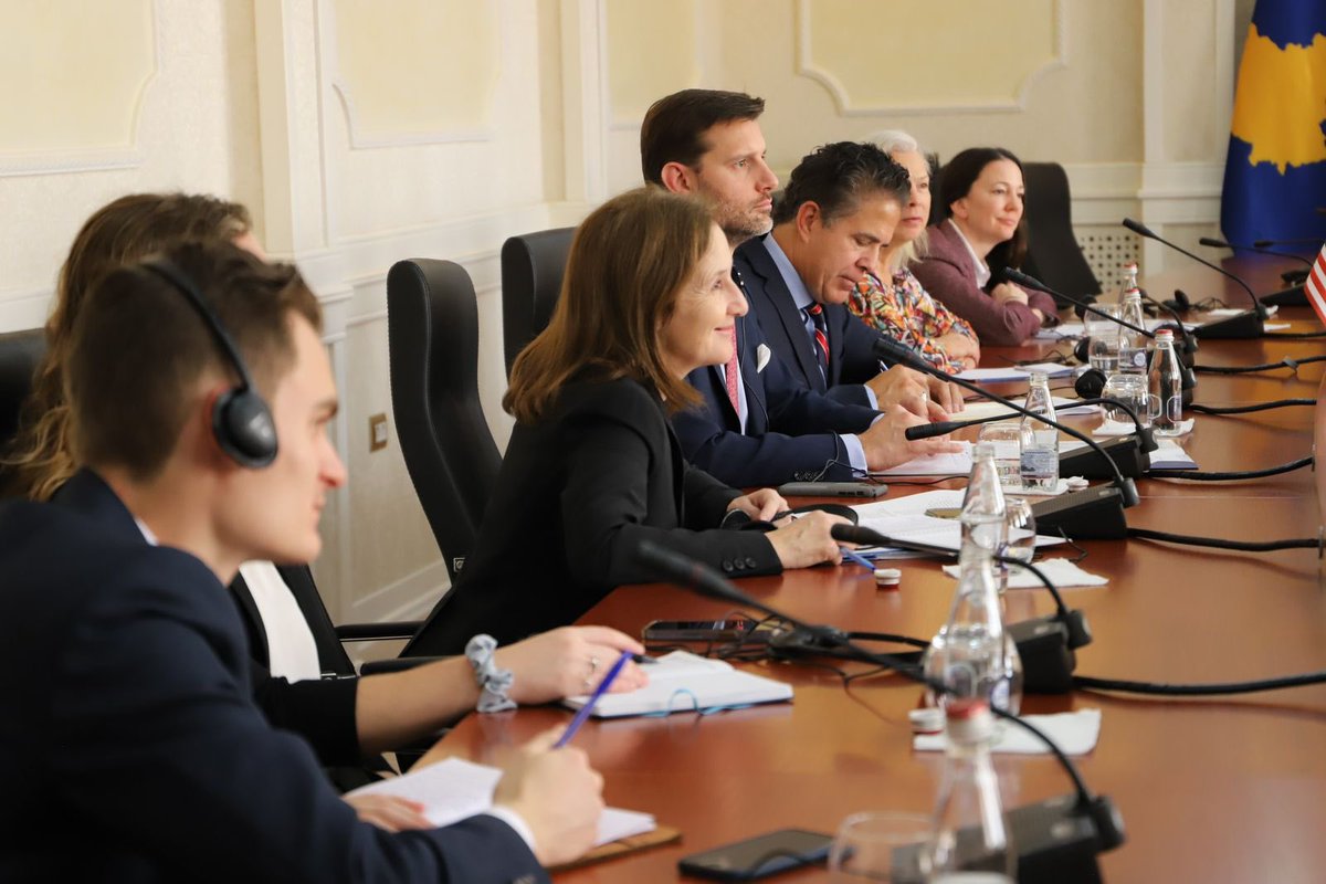 besnik_tahiri's tweet photo. Had a great &amp; substantive meeting with the 🇺🇸 @house_democracy Delegation, led by @MikeBishopMI. I gave my full support to establishment of the Parliamentary Institute initiated from the @NDI. Thanked @kristensample, NDI Governance Director 4 continued support to 🇽🇰 institutions. https://t.co/bo6Z7YzzXZ