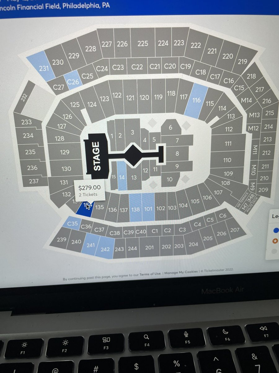 ky1ierose's tweet photo. i waited 4 hours for this?? @taylornation13 @Ticketmaster im calling u out on this, this is absurd and so wrong. these prices are ridiculous and it’s insane how this all played out. you’re doing people who really admire you so dirty and it’s honestly disrespectful. https://t.co/ddyrcvrSjn