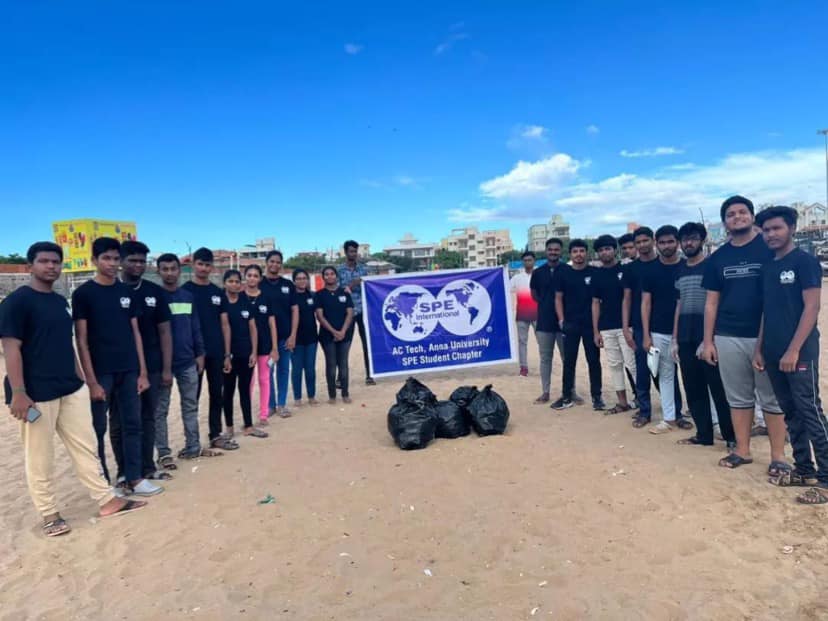 SPEtweets's tweet photo. #SPEcares //
Recently, SPE AU ACT Student Chapter went to Besant Nagar beach with a mission to clean it up. โTheir initiative was taken to create an awareness of the need to keep our surroundings clean and tidy.โ
Way to go! https://t.co/SYFjhNhX7K