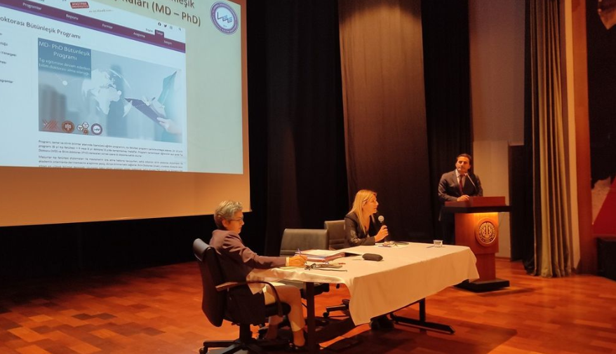 3. Enstitü Kurul Toplantısı, 02 Kasım 2022 tarihinde Rektör Yardımcısı Sayın Prof. Dr. Mehmet BİLGİN, Genel Sekreter Sayın Prof. Dr. Erdoğan KÖSE, Anabilim Dalları Başkanları ve vekillerinin katılımıyla gerçekleşti.