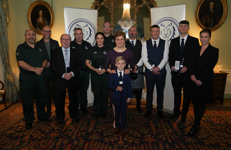 ScotGovFM's tweet photo. First Minister @NicolaSturgeon has recognised 16 people with a Brave@Heart Award for acts of bravery and heroism.

This year, winners include staff from @HMCoastguard, @Scotambservice and @PoliceScotland as well as two members of the public.

https://t.co/udYaXZPXlL https://t.co/5f2j0ptU14