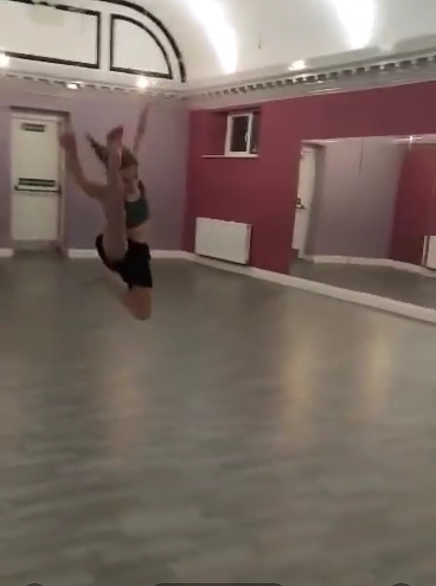 MayLm854's tweet photo. Nothing beats finishing a busy day off watching my baby girl do her thing in the studio! 
#dancemum #phdmum #studylife https://t.co/zk3oGUR6wM