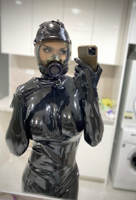 blindfold or handcuffs? https://t.co/U6tk1nZqOm<a href="/tag/latex"class="tags"><span>#latex</span></a><a href="/tag/sydney"class="tags"><span>#sydney</span></a><a href="/tag/rubberdoll"class="tags"><span>#rubberdoll</span></a><a href="/tag/sydneymodel"class="tags"><span>#sydneymodel</span></a>