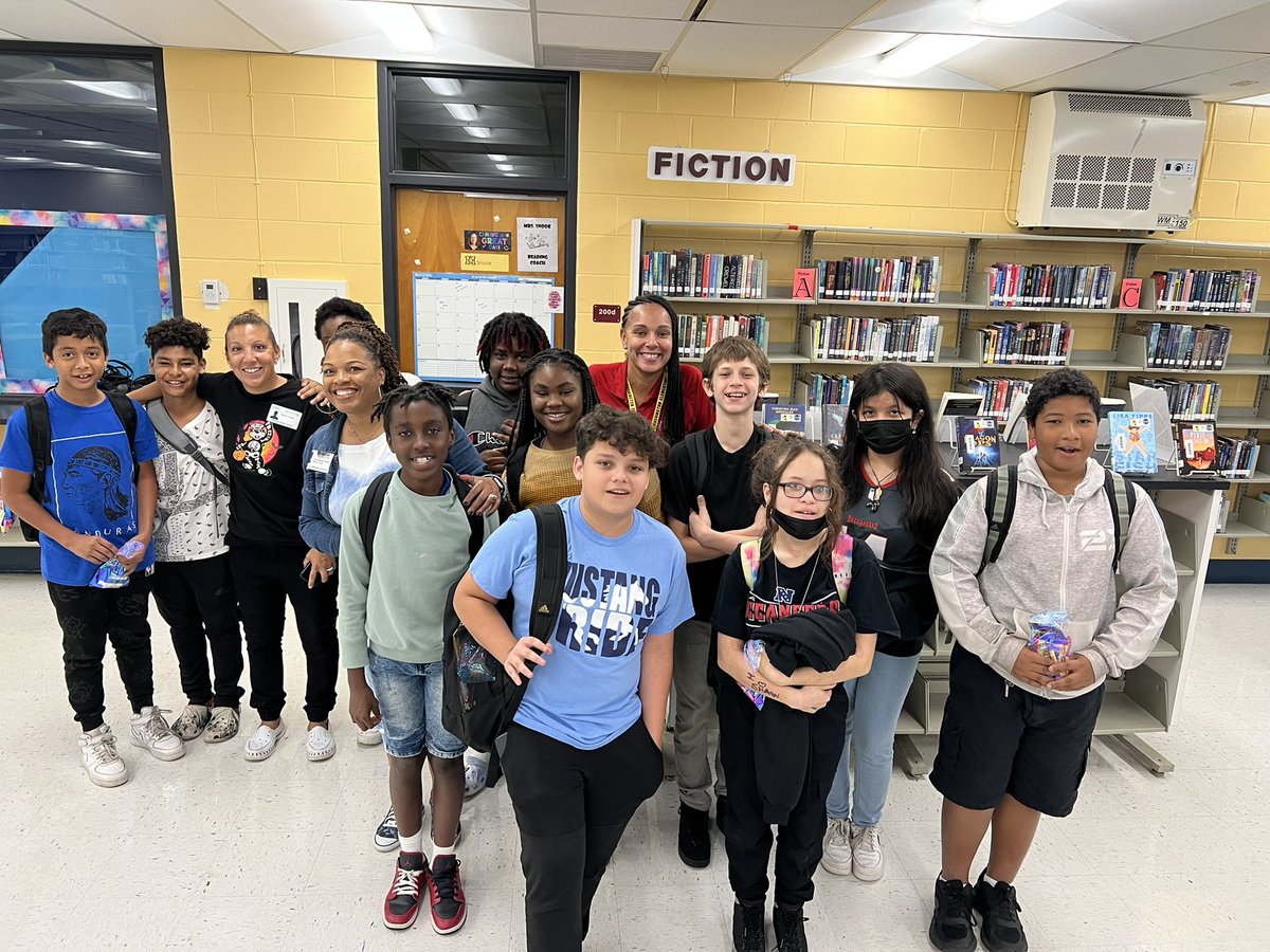 B.T. Washington (@btw_hcps) on Twitter photo Thank you <a href="/MadisonMSTampa/">MadisonMiddleSchool</a> for allowing us to come visit our BTWE Alumni! We L💜VED every minute! 💛🐝💜 #buildingourcommUNITY Thank you <a href="/MadisonMSTampa/">MadisonMiddleSchool</a> for allowing us to come visit our BTWE Alumni! We L💜VED every minute! 💛🐝💜 #buildingourcommUNITY
