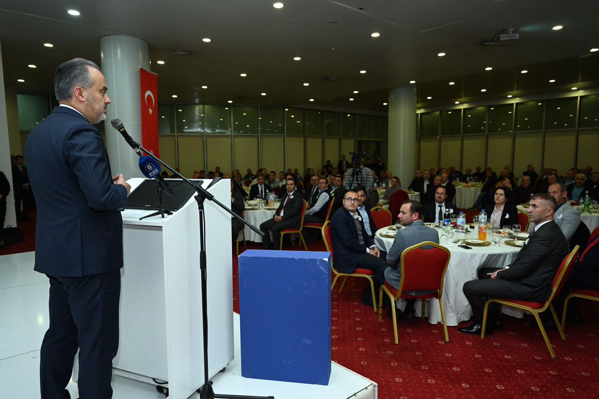 Alinur Aktaş