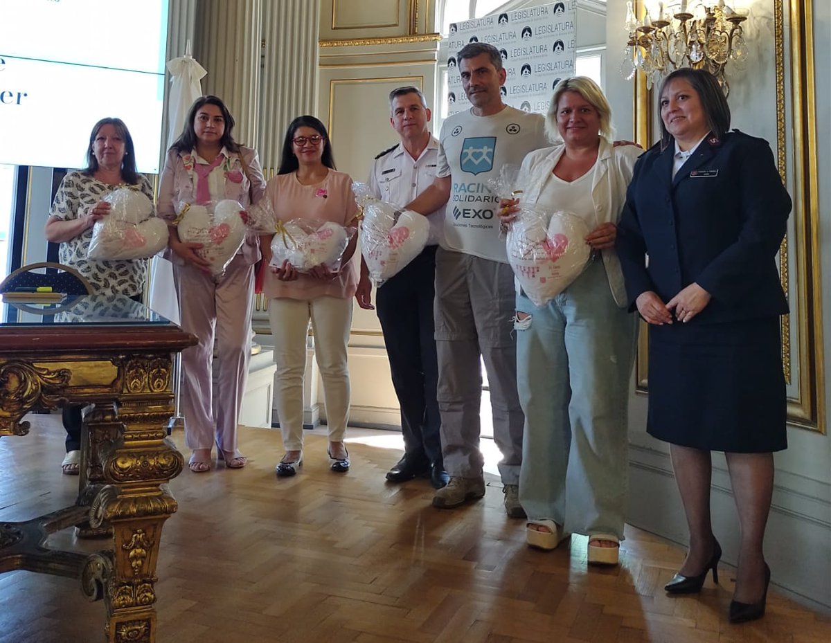 Hoy #RacingSolidario y <a href="/akd_macfut/">AKD-MACFUT ⚽💙</a> participamos del lll CONGRESO ARGENTINO DE SOBREVIVIENTES ONCOLÓGICOS que se llevó a cabo en la Legislatura Porteña.

Lee la nota completa en nuestro instagram 
instagram.com/p/Ck_nnNNpMaI/…
