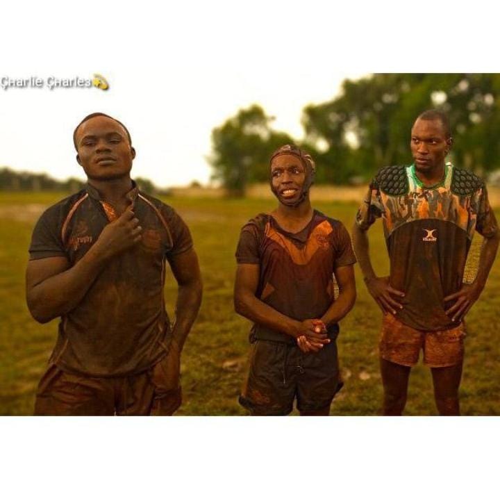 JohnkeyLusimba's tweet photo. Nakukatia💥 na unaniambia 💥nasoma kwani unafikiri 🔥na taka vitabu vyako😂😂😂Boom💥💥🔥🔥 https://t.co/3tddpJcY6z