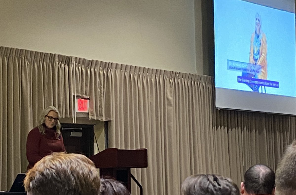 usd271sgs's tweet photo. Thanks @CraftedCoaching - Gaming Concepts for introducing and sponsoring @rubyKpayne at @KSPrincipals! #KPC22 https://t.co/LrIFT5SfcE