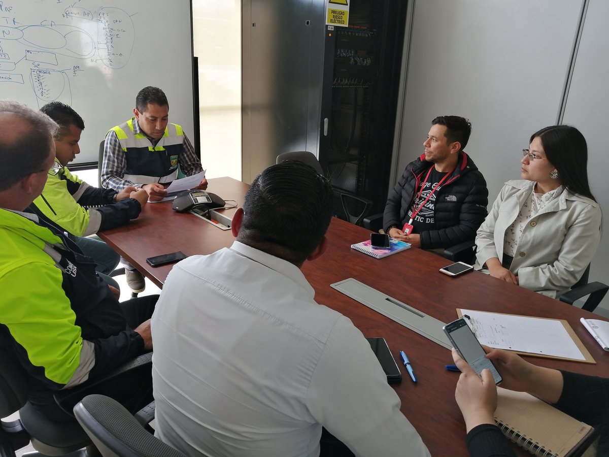 Coordinación Zonal 3 ECU 911 Ambato tweet media