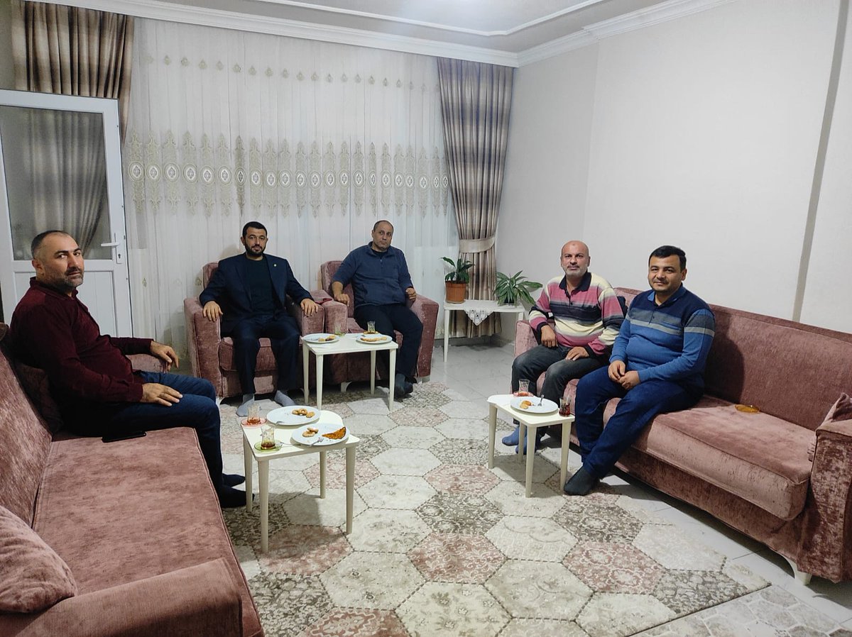 İskenderun İlçe Başkanımız Adem Öztürk ve Belen İlçe Başkanımız Adem Acıbucu beraberindeki heyet ile beraber ev ziyaretlerine devam ediyor.
#HÜDAPAR
#HürDavaPartisi