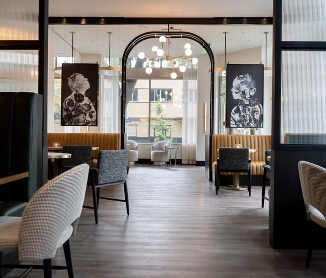 A Thanksgiving Day for two:
  
* ice skating at @downtownicerink (10-4 Thanksgiving Day)

* elegant + delicious Thanksgiving dinner at The 7th Street Standard

* overnight at Hyatt Centric attached to @seventhstreetstandard  

The 7th Street Standard
the7thstreetstandard.com