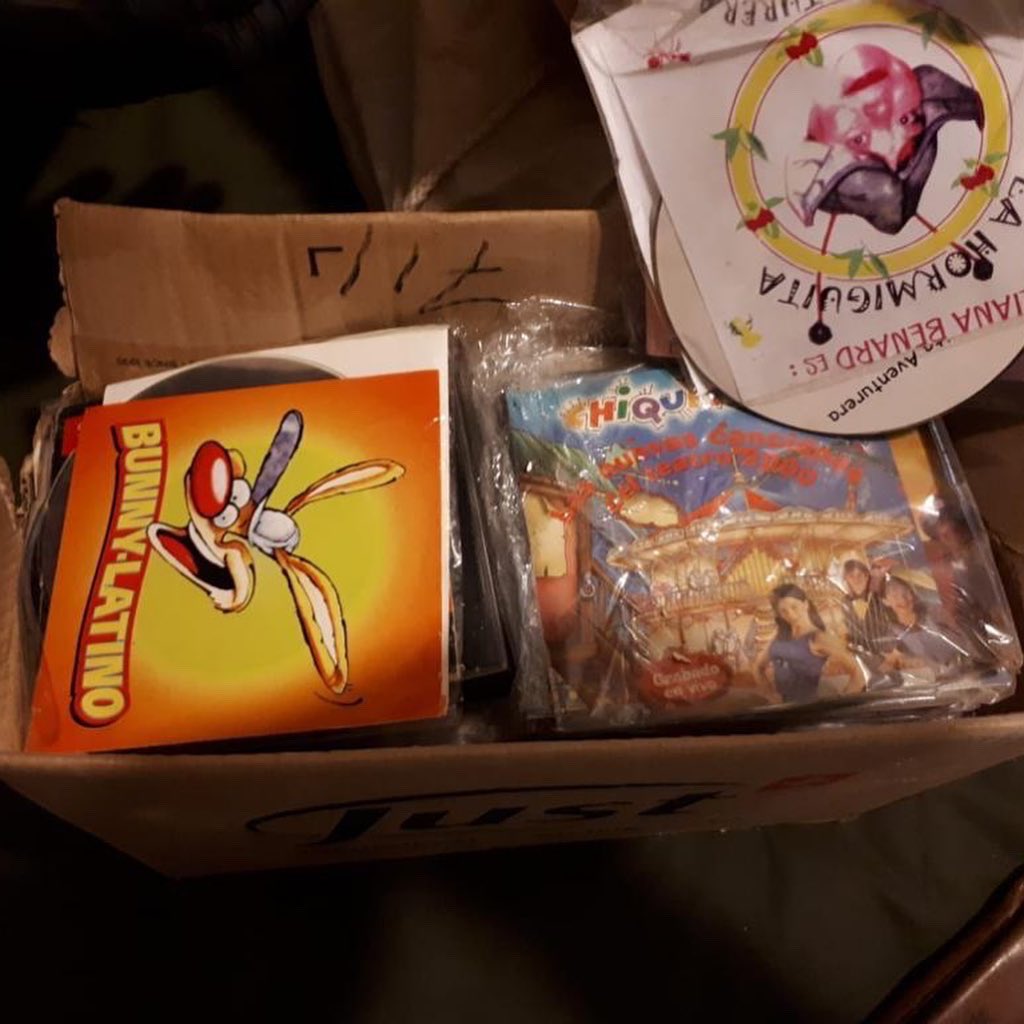 MPFCABA's tweet photo. Con la coordinación de la (UFEDyCI), a cargo de la Dra. @danydupuyok, se originó la operación “Red Federal en Alerta”, en la que se investiga a usuarios radicados en la Argentina, que utilizaron plataformas P2P para traficar material de abuso sexual infantil. https://t.co/Z6Kylj7DG5