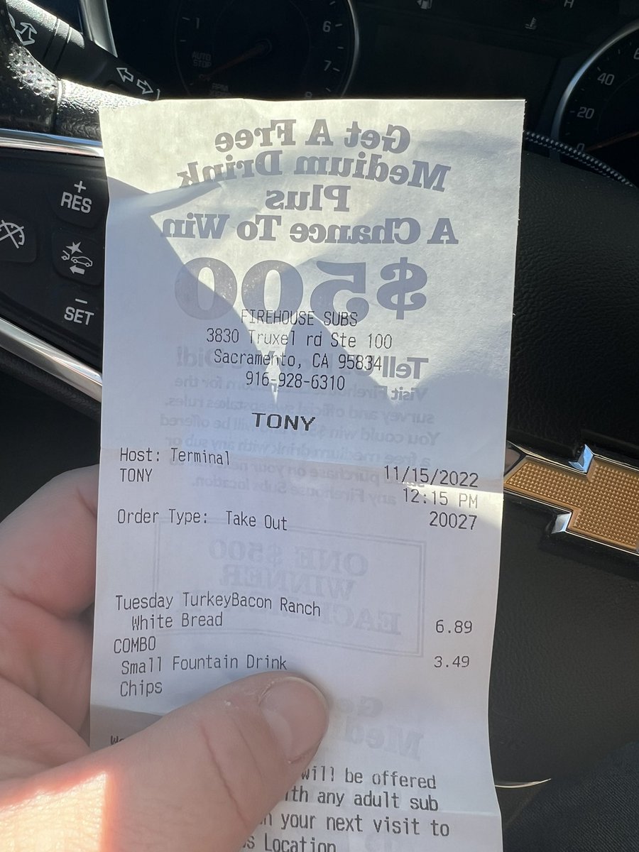 Picster05's tweet photo. Hey @FirehouseSubs I ordered my food at 12:15, it’s now 12:40, I waited 25 min, I have a 30 min lunch break. My order isn’t right, and now I don’t have time to have it made right. I shouldn’t have had to wait this long for one sandwich. https://t.co/JfTOsb9GLL