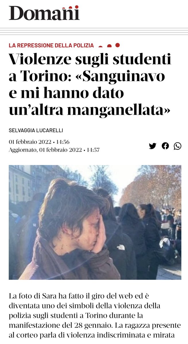 stanzaselvaggia's tweet image. Il fascista che assaltó la Cgil è libero di entrare a Montecitorio, in attesa di processo. Sara, la ragazza che parló al megafono alla manifestazione degli studenti a Torino contro l’alternanza scuola-lavoro, è ai domiciliari da giugno assieme ad altri ventenni incensurati.