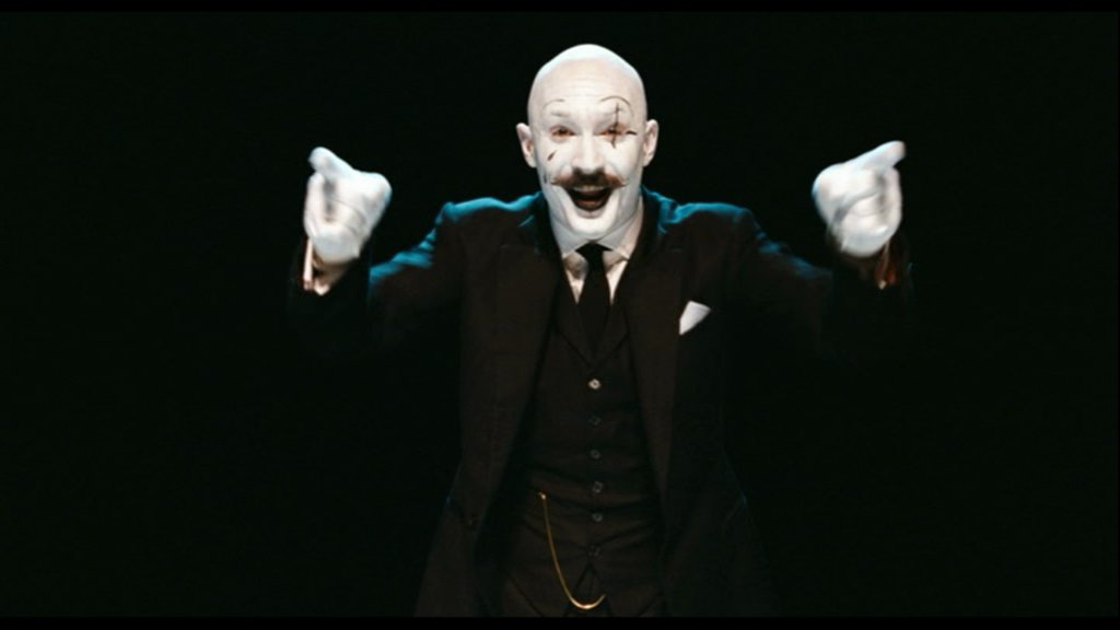 TallyMichelle4's tweet photo. #Bales2022FilmChallenge
#November 
Day 16

Someone names Charles in movie 

Bronson (2008)
#TomHardy #KellyAdams #Bronson https://t.co/CfYI4FXOg6