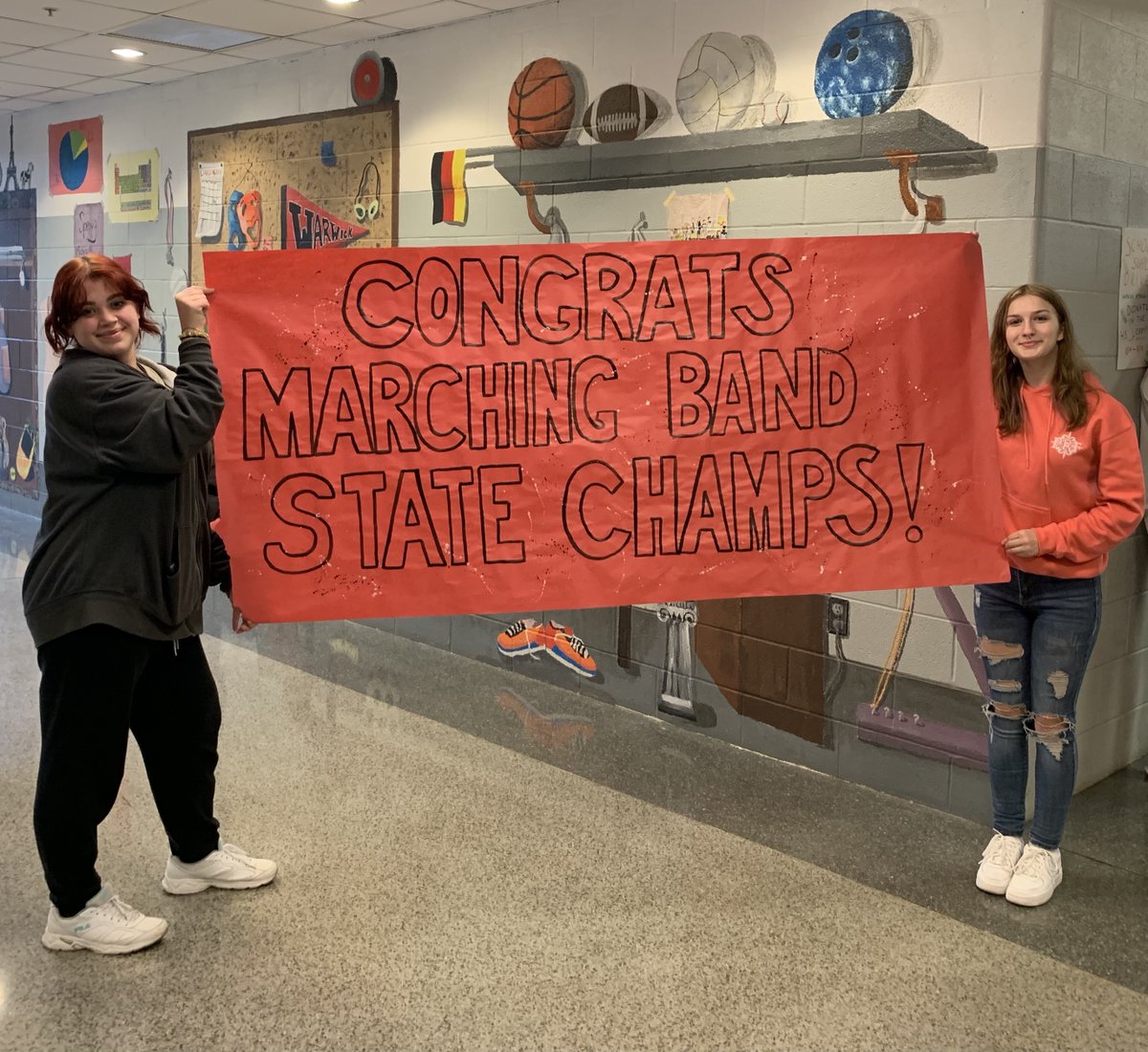 WarwickPR's tweet photo. Celebratory parade for our amazing band during flex today!

***UPDATE*** The celebratory community parade for the marching band has been postponed due to weather. It has been rescheduled for Monday, November 21st at 5:00PM. https://t.co/XlBOMABZ8Y