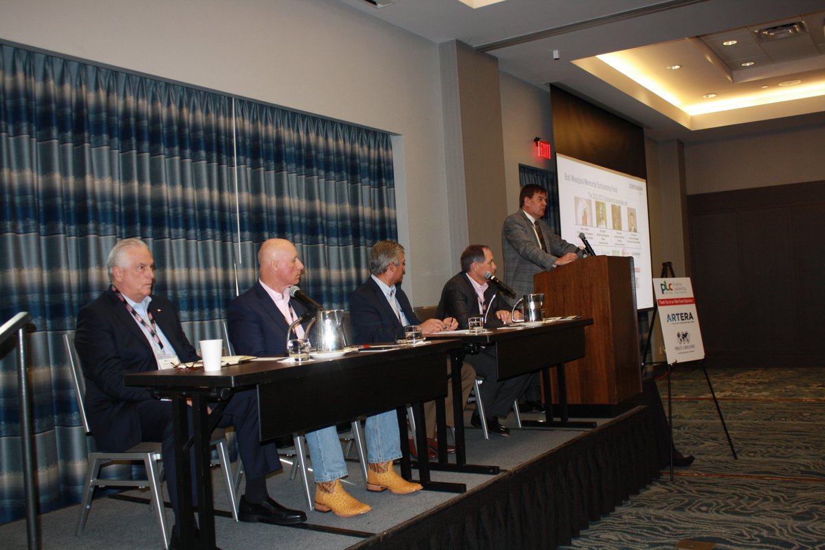 Great discussion underway at the Pipeline Leadership Conference, with the Executive Perspectives Panel: Perceptions, Realities, Opportunities of the Energy Transition.