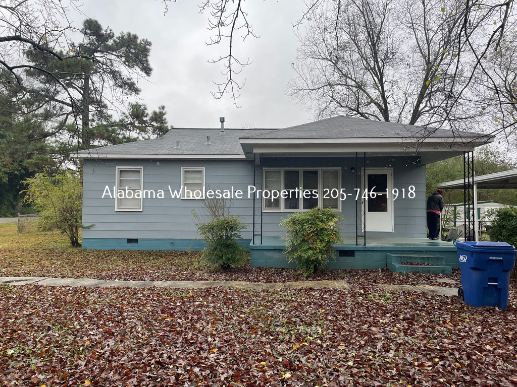 waybo44's tweet photo. Off Market Property in Talladega!! $48,000 Cash Sale
Single Family Home - 3 beds / 1 baths- SF 949 Year Built – 1954 
Photos: https://t.co/HqAN1ujaHC
Coming Soon!!
https://t.co/STeTRVKYYV https://t.co/srQB6bnRPo