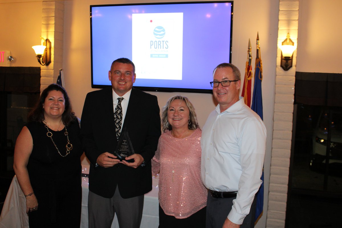 PortsofIndiana's tweet photo. POI is very proud of its "PUTTING PORTAGE ON THE MAP" award for being a destination that connects businesses to the world. Thank you @PortageChamber 
Let us help with your transportation needs! #WeArePOI #logistics https://t.co/QA8qhlZDkC