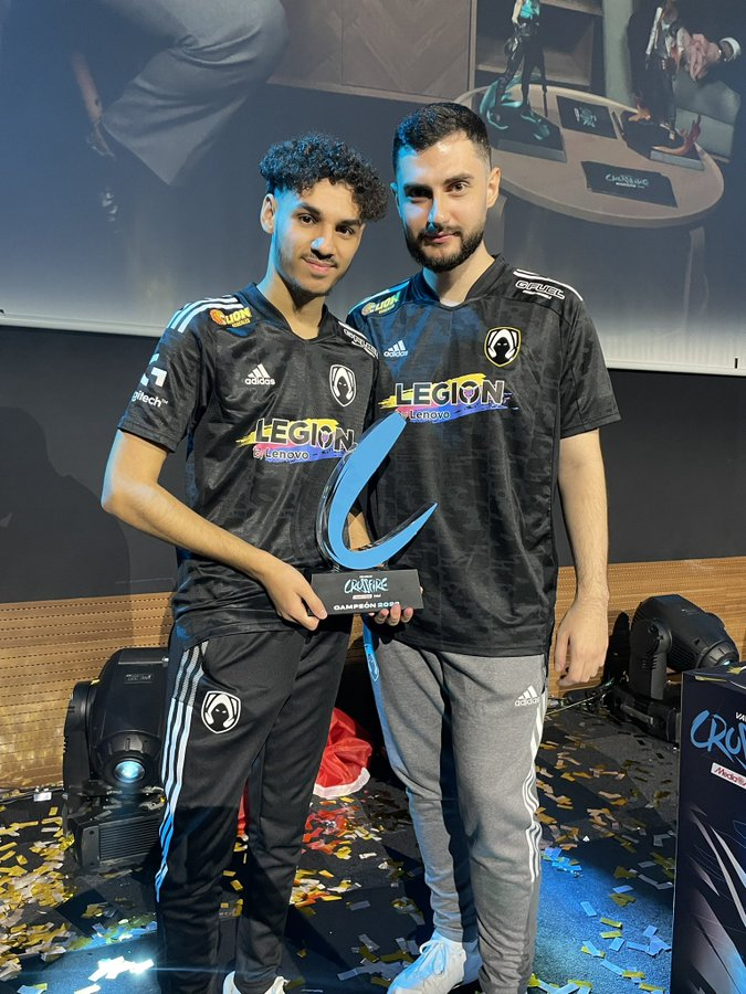 Silves266's tweet photo. Father and son.
Mixwell and Keloqz
Let Europe get ready
2023 will be our year
The future is uncertain but promising https://t.co/wg5k7VJssw