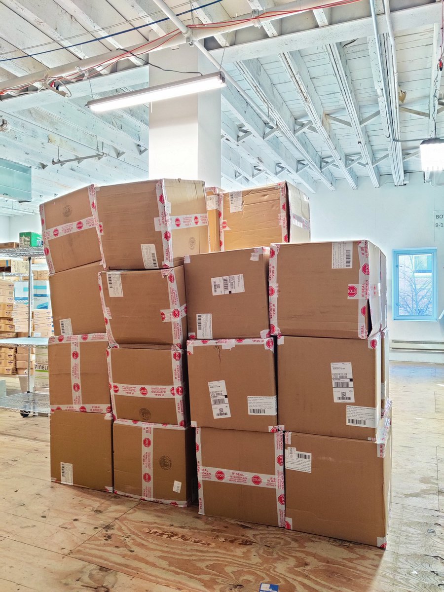 A big thank you to <a href="/BOMBAS/">Bombas</a> for a generous donation of 7000 pairs of their premium quality socks. Your meaningful contribution helps us better equip those we serve for the approaching cold weather.