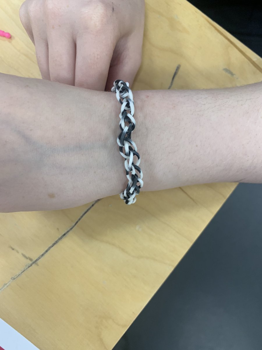 Jennifer - Community tweet media