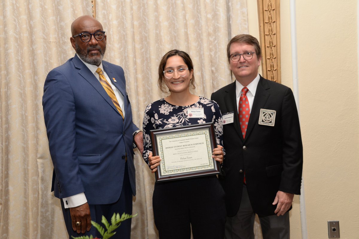 Congratulations to our talented DDS/PhD dual degree candidate @HulyaFTaner @UMichDentistry, who won the Best Basic and Translational Award from the 27th Hinman Research Symposium, held at the University of Tennessee Health Science Center