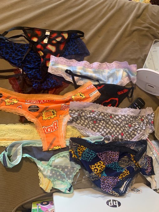 $10 per day that you want me to wear and you can pick the pair you like. I&rsquo;ll make sure to send an extra<a href="/tag/buymypanties"class="tags"><span>#buymypanties</span></a>