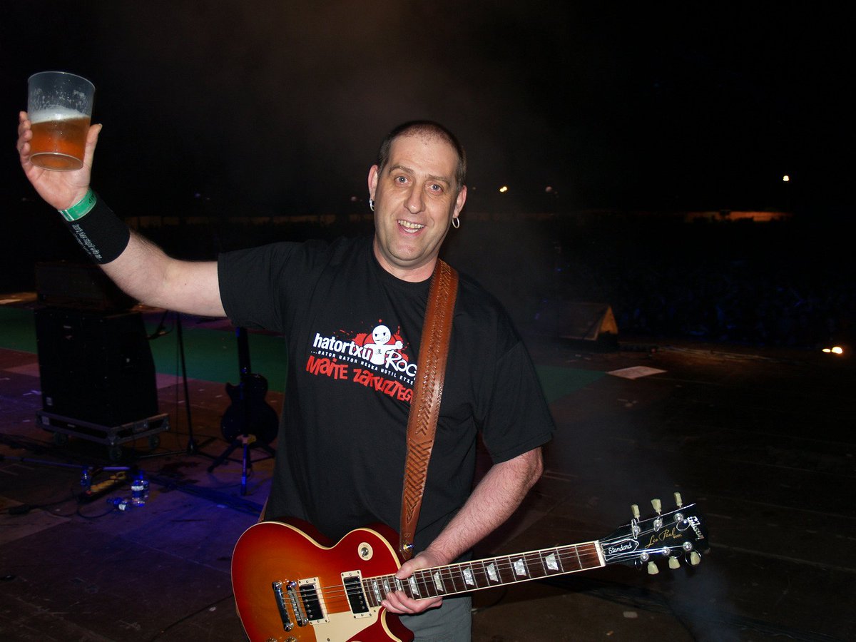 8 urte bete dira, baina beti gurekin. Gora Jul eta Jultarrak!