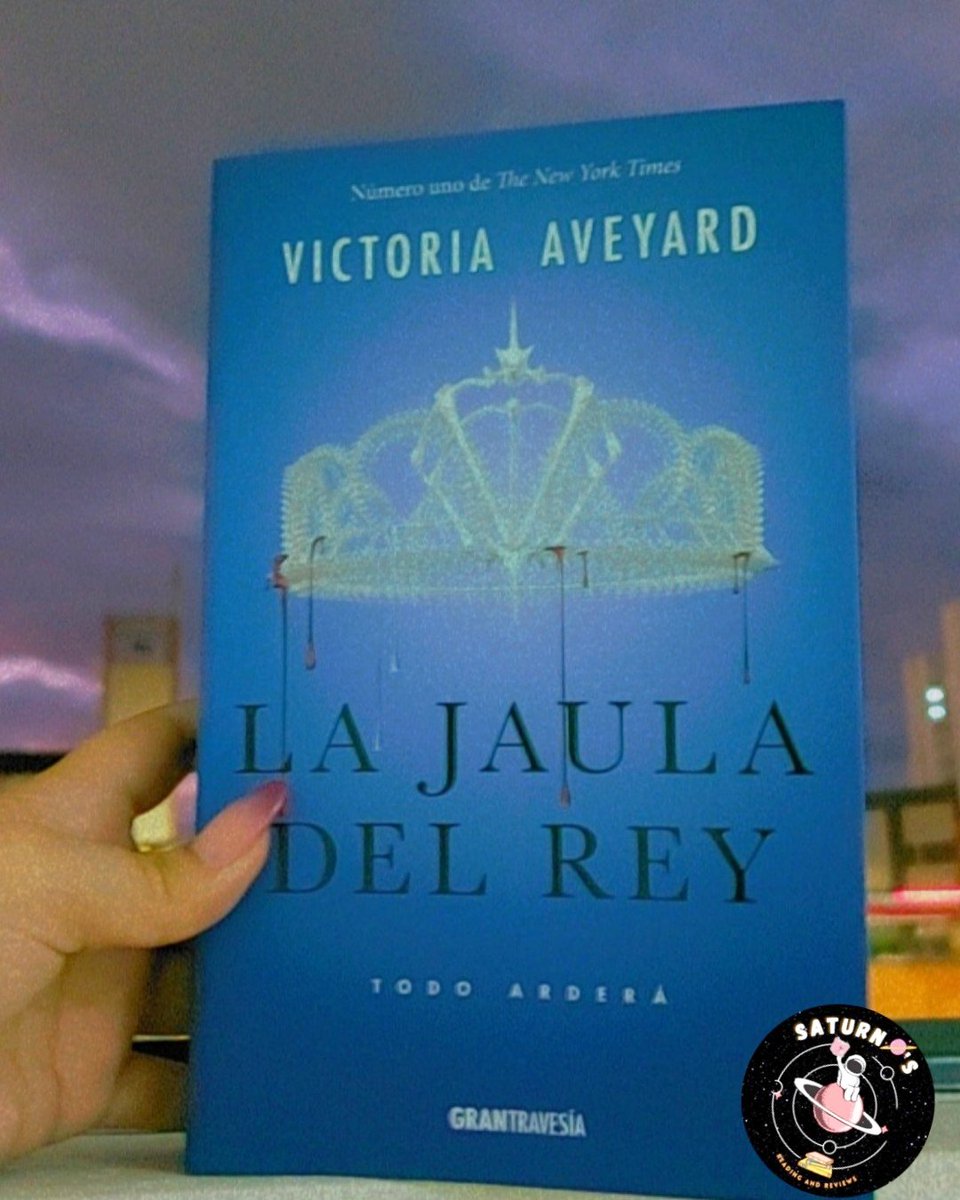 NyxSaturnos's tweet photo. Libro al que le permito destrozarme la vida pq así tiene que ser:

#MAVEN #mavencalore #redqueenbook #victoriaaveyard #marebarrow #aymicorazoncito https://t.co/QSn83at05n