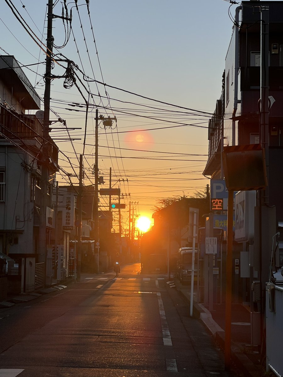 yako444's tweet photo. 今日も始まる☀️😊 https://t.co/kyJeJ9Fp8Y