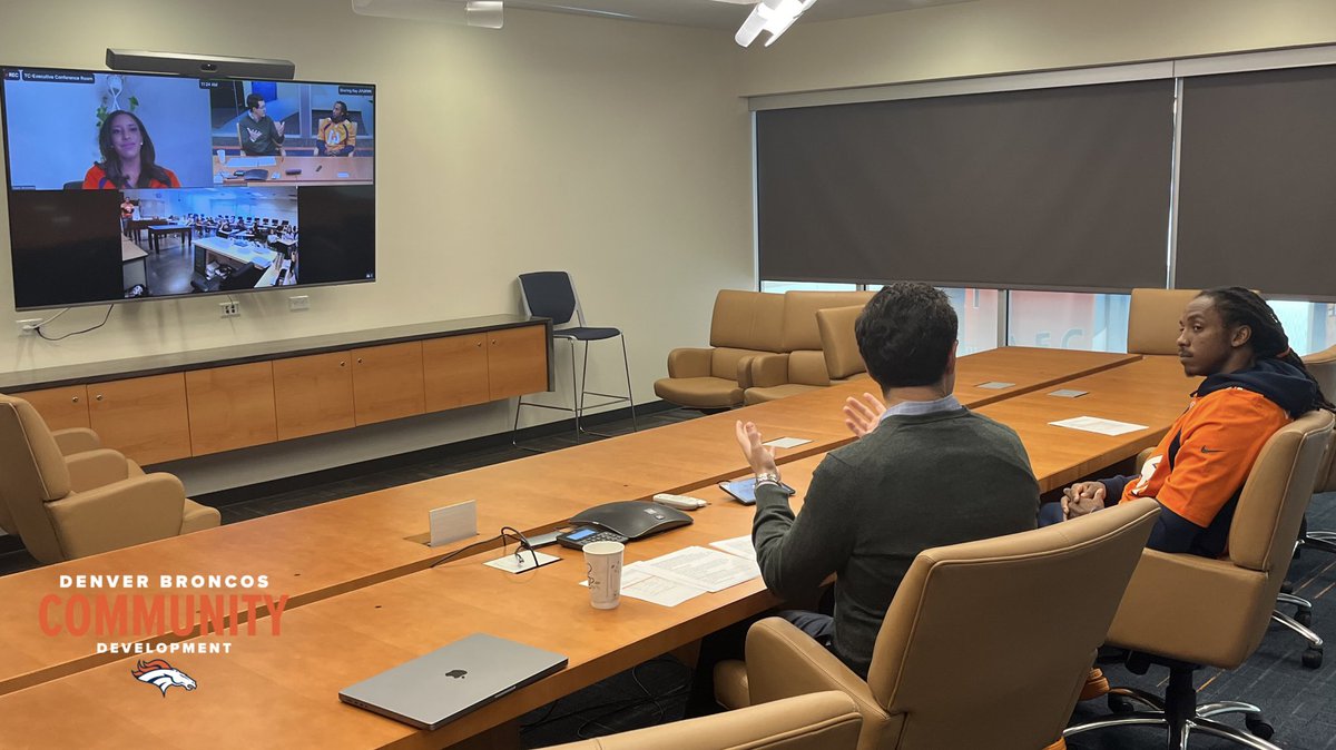 BroncosOffField tweet media