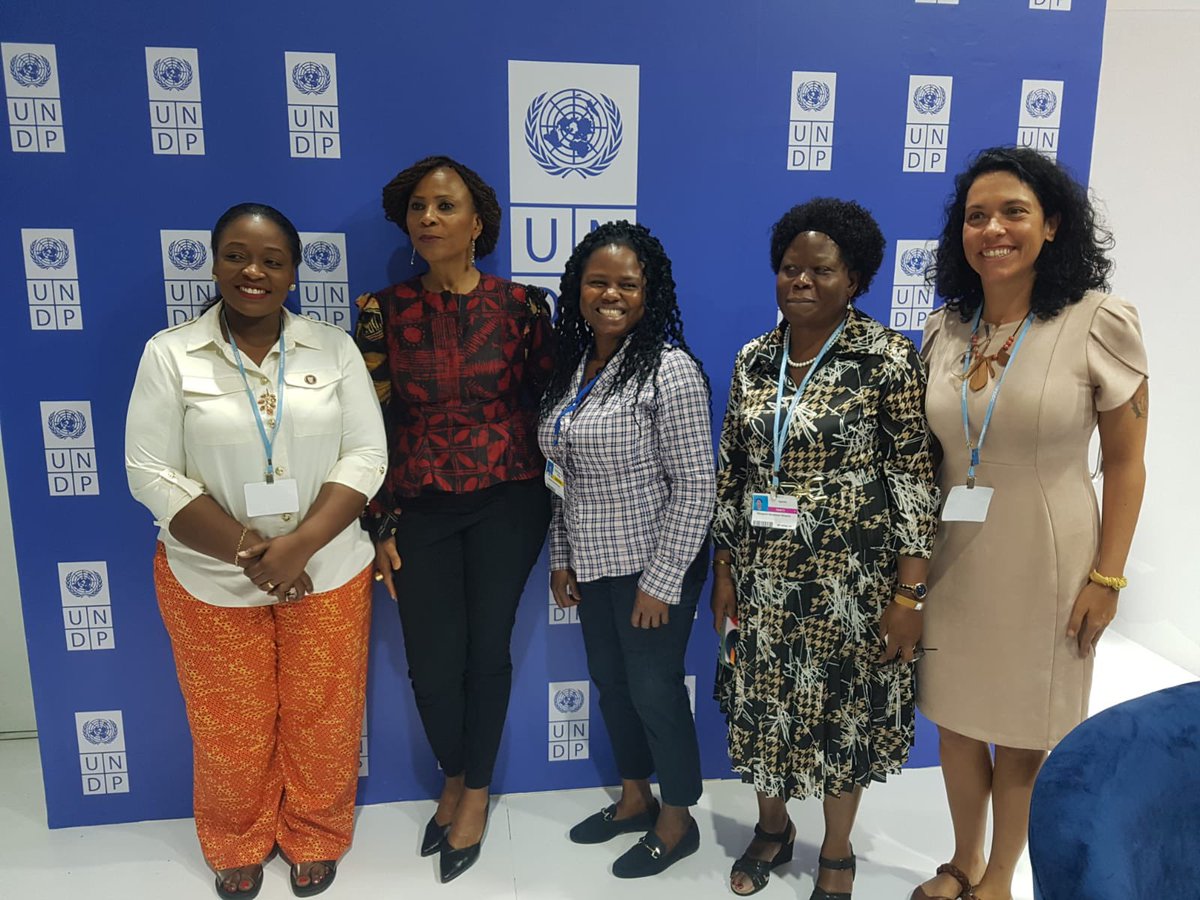 TimClairs's tweet photo. The next event showcased the passionate, articulate, knowledgeable African women leading #carbonmarket efforts:
- @ahunnaeziakonwa @UNDPAfrica
- @RoselynAdjei2 @fcghana2020 
- @kansynsy @Climate_Focus_ @4africalliance 
- @MargaretMwebesa @min_waterUg 

5/15 https://t.co/ZI0z3srE6w