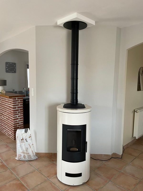 Le Confort Du Feu tweet media