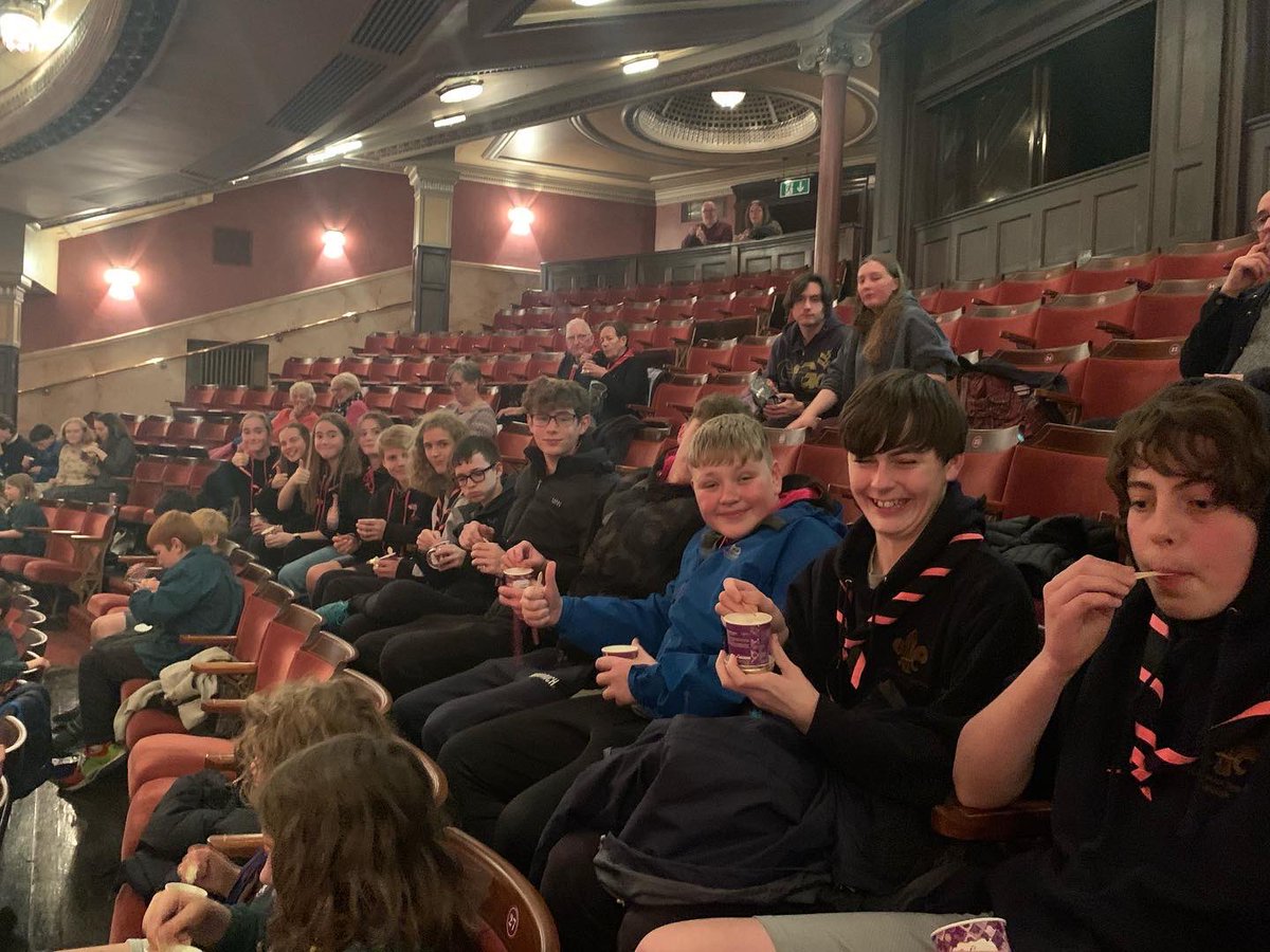 PinkPanthersESU's tweet photo. We’ve been busy this month, so far we’ve; been to the Gang Show (well done Tara), done some crafts for a poppy display, had a fancy dress dodgeball game, took part in Zumba, and so much more! https://t.co/D7Kmeborqb