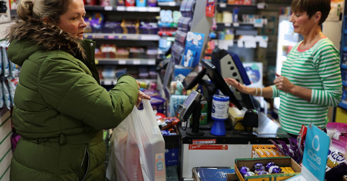 In Burnley, Britain's cost of living crisis hits home reut.rs/3AkscFL