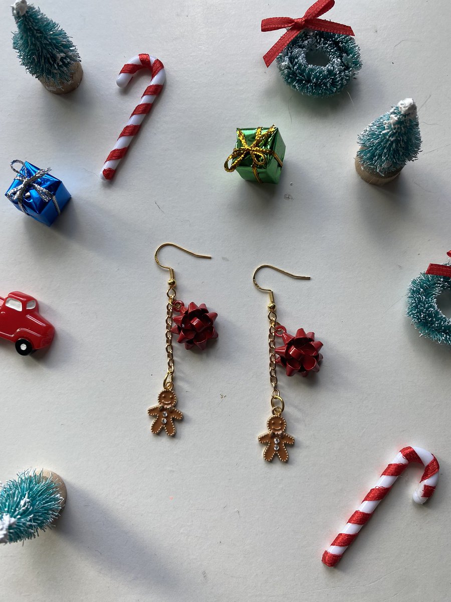beadeddreams421's tweet photo. Gingerbread men are ready for a new home! 🎄 https://t.co/Rh9hIWPMLX