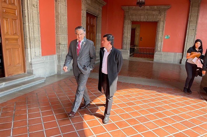 Este día asistí a Palacio Nacional a la 113 Asamblea del #IMSS, que presidió nuestro presidente, <a href="/lopezobrador_/">Andrés Manuel</a> , quien anunció que tras la crisis del COVID-19 el país recuperó los empleos y los salarios. 
También saludé a buenos amigos que son parte de esta #CuartaTransformación