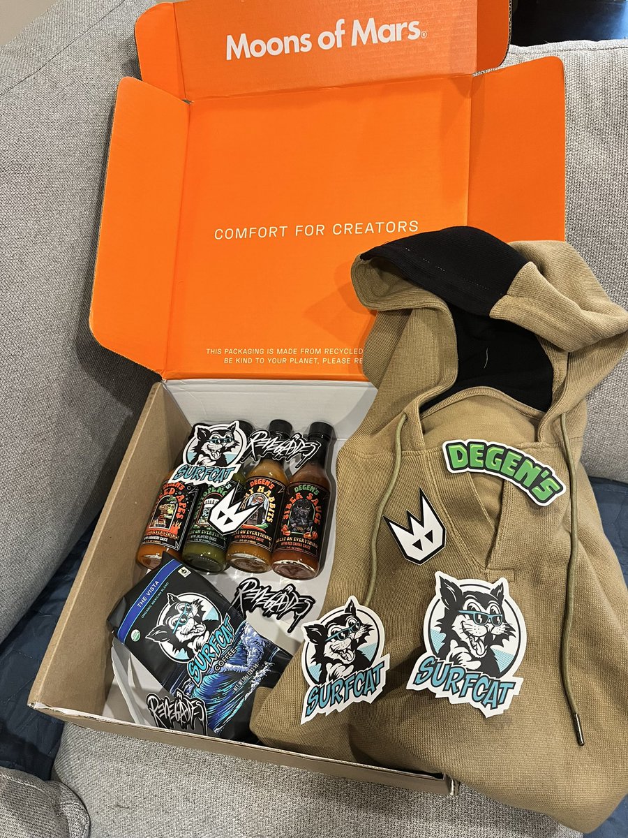 A quick recap of utility from <a href="/moonsofmarsxyz/">moonsofmarsxyz</a>  

💵 Gave every holder a $250 credit to use in their store

🚀 Has some of the highest quality NFT merchandise I’ve encountered 

♾ Did I mention this is the SECOND time they sent me free flight suits and hot sauce?!🔥 

☕️ Coffee.