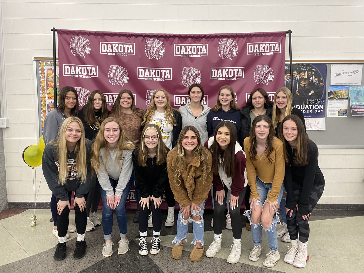 DakotaVB tweet media