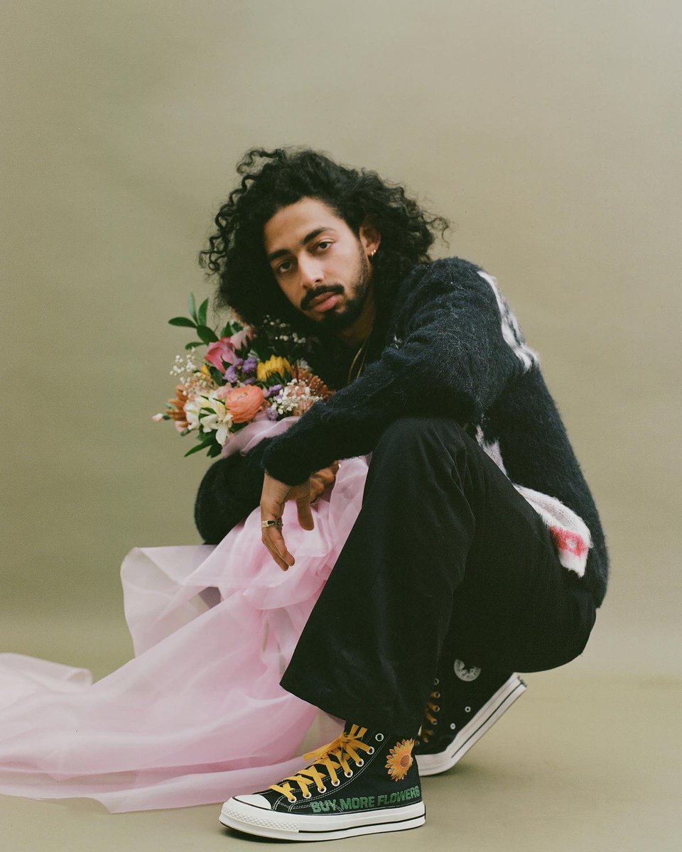 StevenOthello's tweet photo. With these new Objects, I intentionally focused on every part of an outfit and flowed through adding my flare to each piece. I created a shoe, a pair of pants, a knitted sweater, socks and a few shirts for you to style it in your own way. https://t.co/kIkEuW0FiP https://t.co/0GIPjIg0VK
