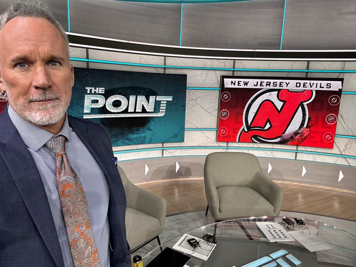 The Point..every Tuesday night on ESPN2 at 6pm..TODAY! Jam packed show including the hottest team in the league. @KevinWeekes joins me..@BrianBoucher33 from Columbus