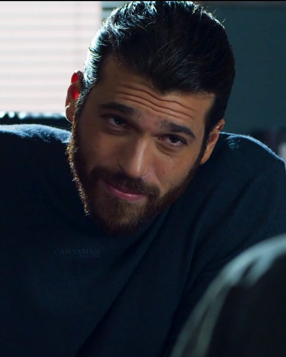 cyitaliafanpage's tweet photo. 🫵🏻

#CanYaman
#FrancescoDemir
#ViolaComeIlMare https://t.co/8AUadrDMp6
