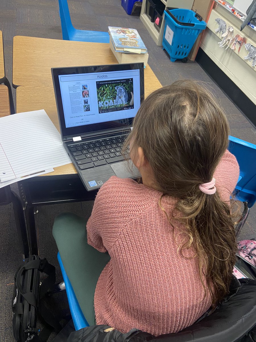 CampiMrsBuckner's tweet photo. 3rd grade TAP Writing is off to an amazing start!  Before you can write about an animal’s life cycle, you must research!  Look at all those notes!  Can’t wait to get started on these papers! #54ELWriters #teamcampi https://t.co/Q09VXV7dqH