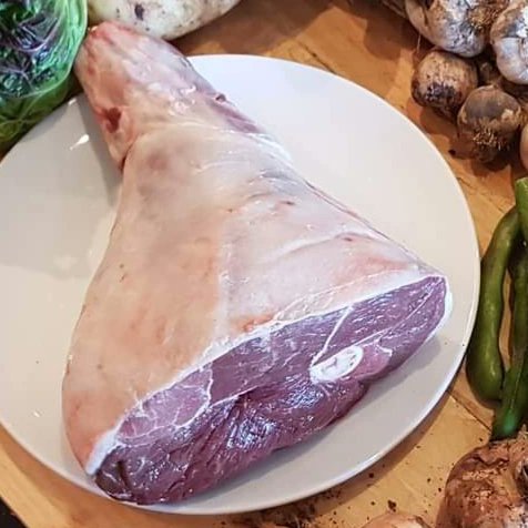 JacksonOrganics's tweet photo. Hi folks we've some cracking lambs just butchered - 4 half lambs available now - full details are on our "Lacka Organic Lamb" Facebook and Instagram pages if you're interested 🙂 https://t.co/gA042lnIM4